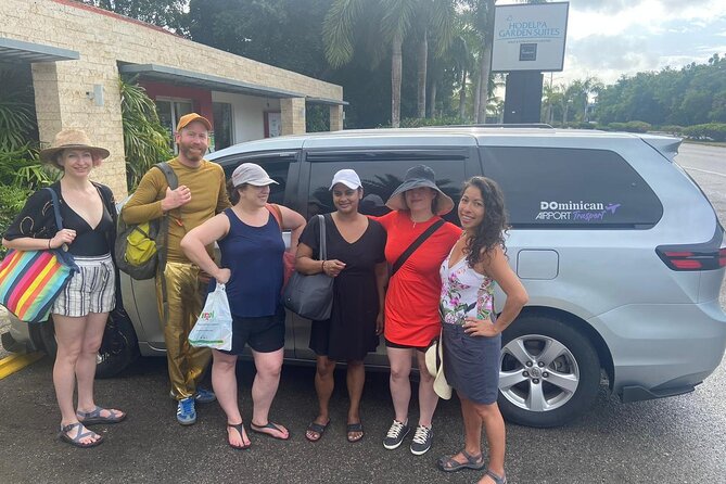 Taxi Hotels Punta Cana and Bavaro To Santo Domingo - Choosing the Right Vehicle: Sedan, Minivan, or VIP Suburban