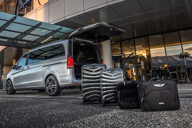 Taxi & Transfer From And To Punta Cana International Airport - Picking Up at PUJ: Meet-and-Greet That Saves Time