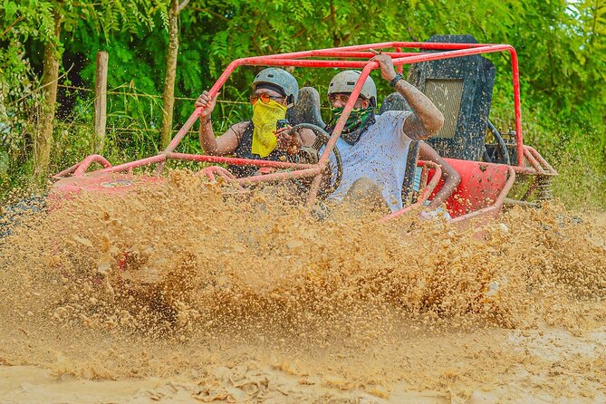 Tour EN Buggy or ATV POR la Nature EN Punta Cana - First stop at the ranch: orientation in a real rural setting