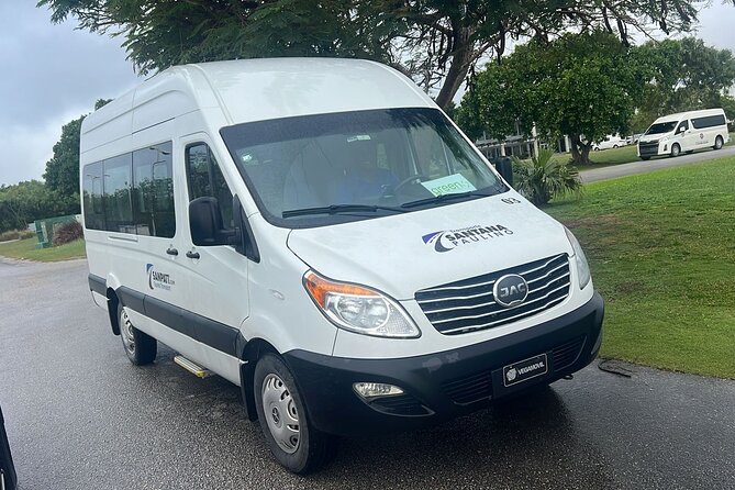 Transfer from Punta cana airport to Bavaro O Punta cana - Inside the Ride: Comfort, Water, and Wi-Fi