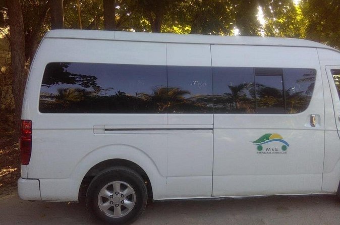 Transfer from Punta Cana to Bayahibe - Communication and reliability: what to expect from Merenba Tour Operador