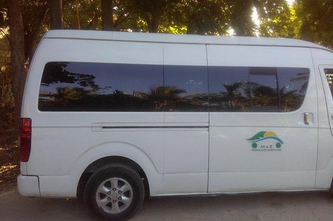 Transfer from Punta Cana to Bayahibe - The ride to Bayahibe: about 1 hour, comfort built in