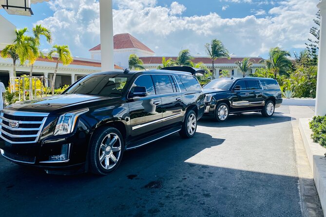 Vip Cadillac transportation in Punta Cana-BAVARO ROUNDTRIP - Key points at a glance