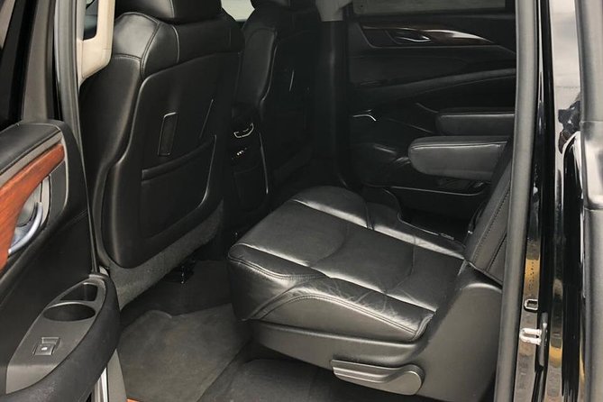 Vip Cadillac transportation in punta cana CAP CANA Roundtrip - Roundtrip value: turning two chaotic moments into one plan