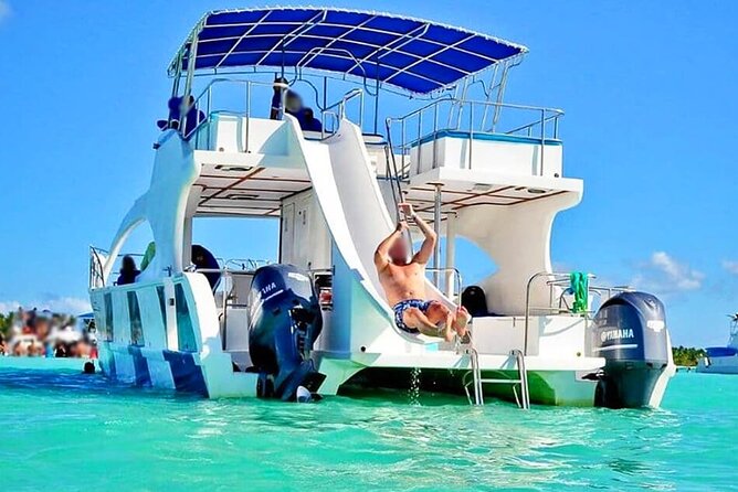 VIP Premium Yacht -Party Boat-Brunch - The onboard brunch and open bar: what’s included, and where quality can vary