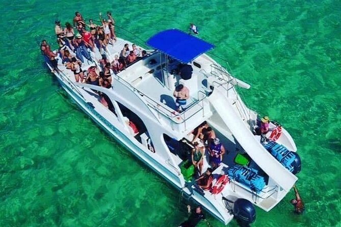 VIP Private Booze Cruise with Live Dj and BBQ in Punta Cana - Live DJ, animation team, and music that sets the tempo
