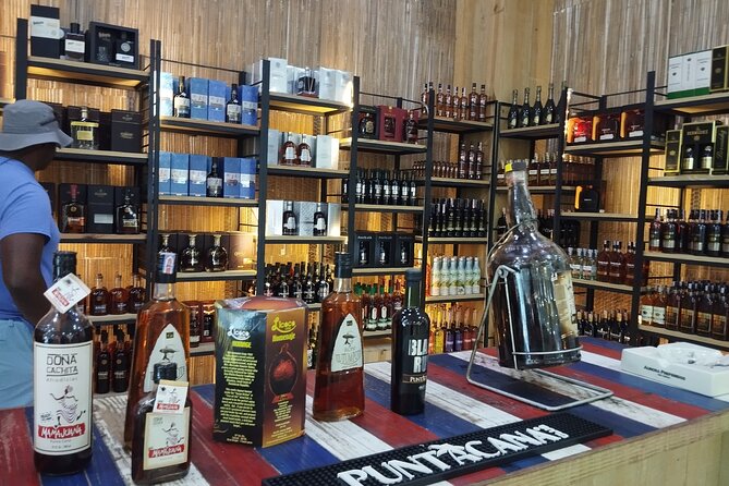 World Mart Souvenirs Store - Guided Tour - Who this tour suits best (and who should think twice)