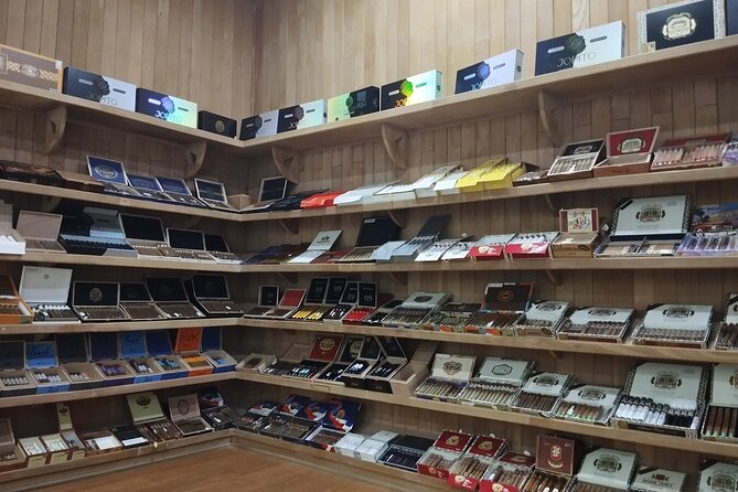 World Mart Souvenirs Store - Guided Tour - Price and value: is $45 worth it?